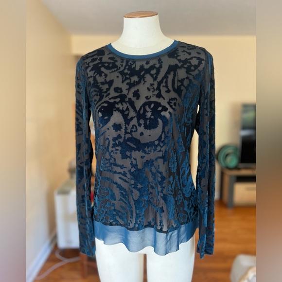 Vera Wang Sheer Velvet Top PS - Picture 5 of 6